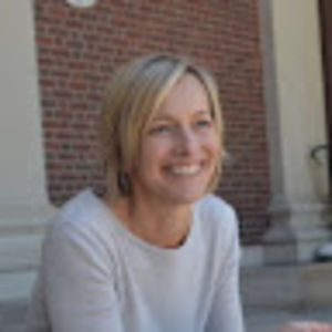 Meet your Posher, Leslie